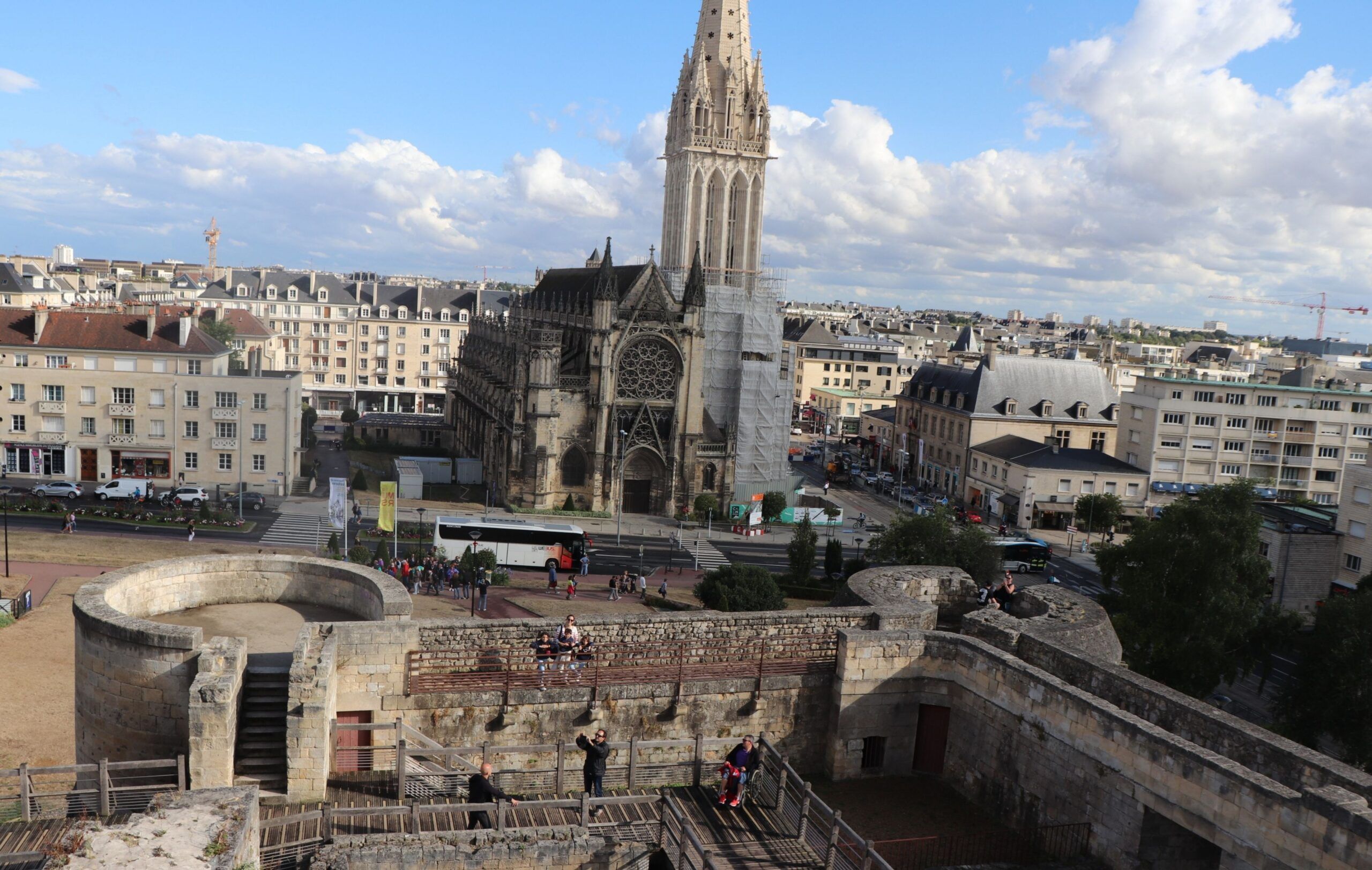 Normandía con niños, Caen, Francia secreta con niños