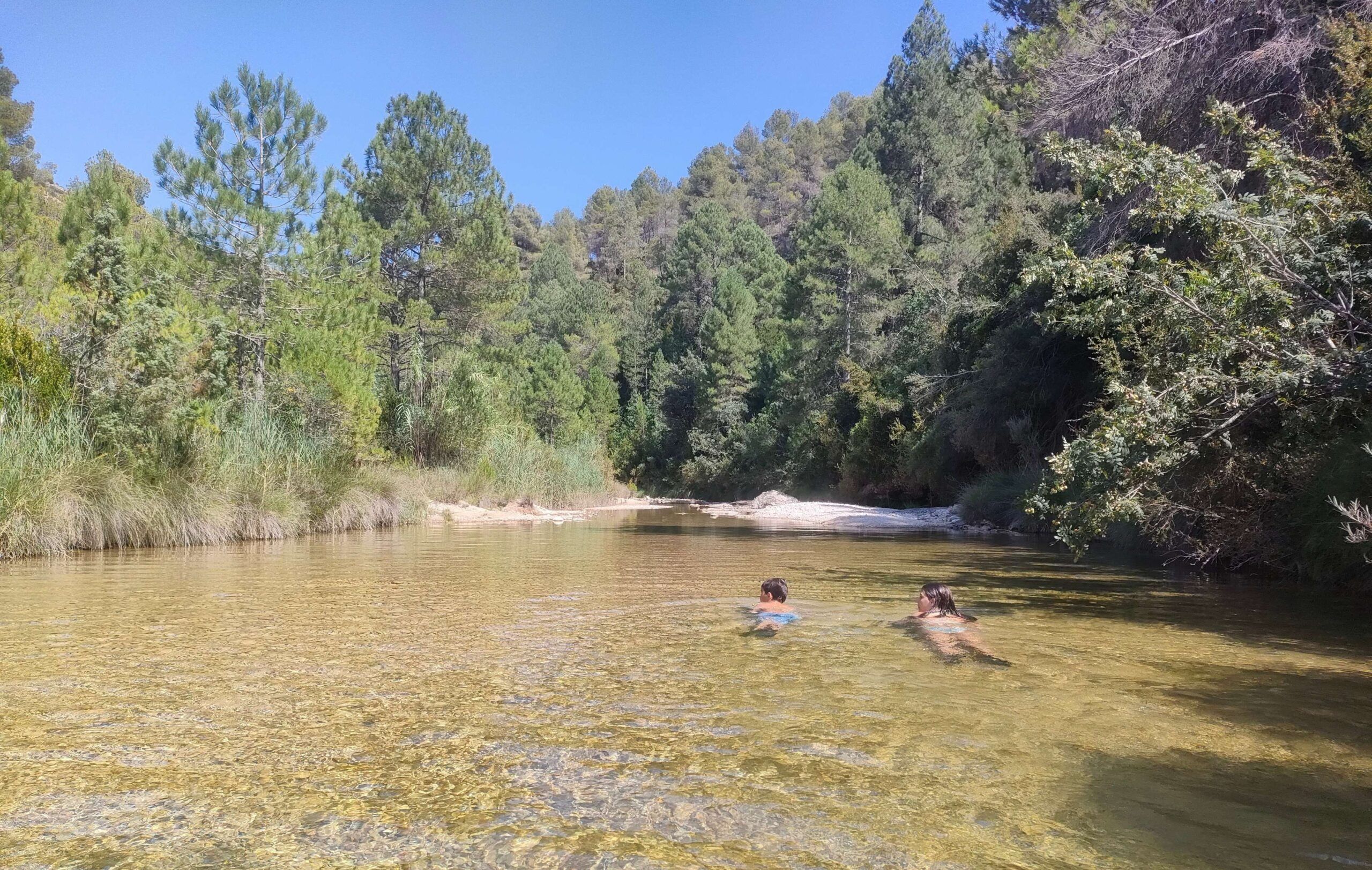 mejores piscinas naturales de España: La Pesquera en Beceite.